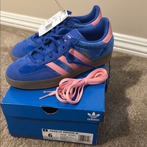 Adidas Kids Sneakers in Blue and Pink